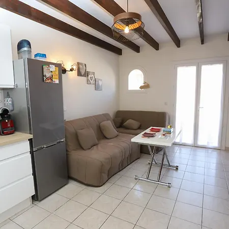 Cyprien Jolie Maison Climatisee Avec Grande Terrasse