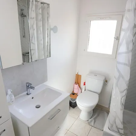 Hébergement de vacances Cyprien Jolie Maison Climatisee Avec Grande Terrasse