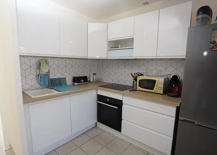 Holiday home Cyprien Jolie Maison Climatisee Avec Grande Terrasse Saint-Cyprien (Pyrenees-Orientales)